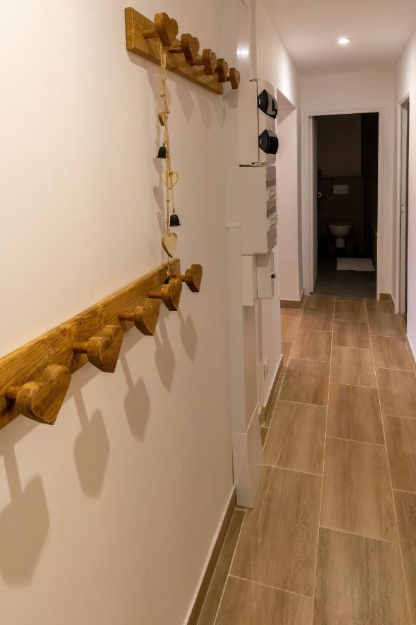 אקס-לה-טרמה Les Appartements De Clelia מראה חיצוני תמונה
