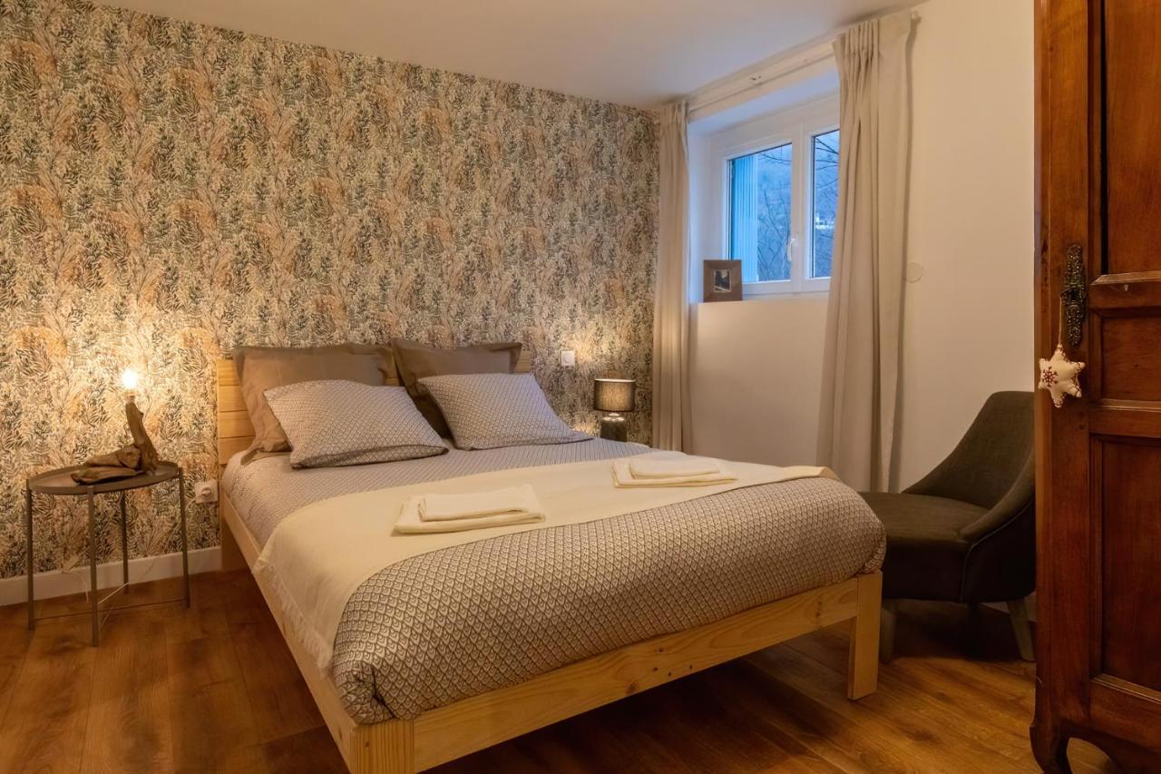 אקס-לה-טרמה Les Appartements De Clelia מראה חיצוני תמונה
